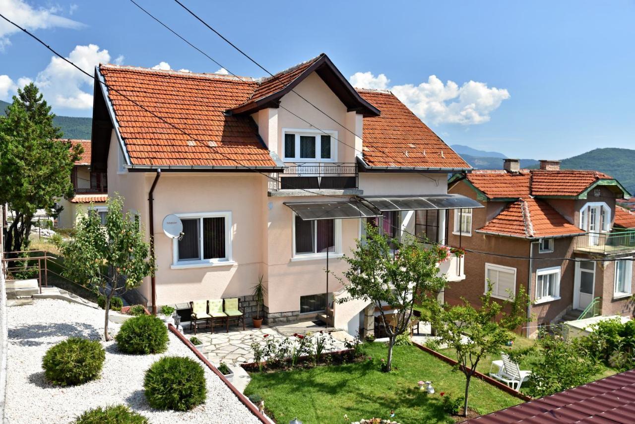 Saint Maria Guest House Welingrad Zewnętrze zdjęcie